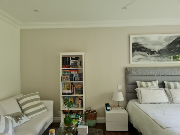 Cam, Constantia