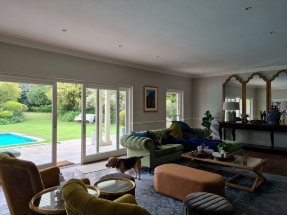 Cam, Constantia