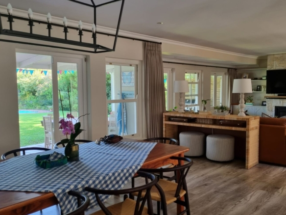 Lorcan, Constantia