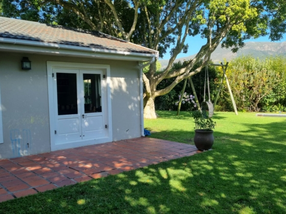 Lorcan, Constantia