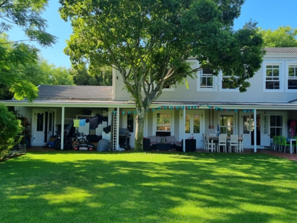Lorcan, Constantia