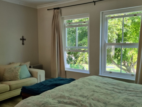 Lorcan, Constantia