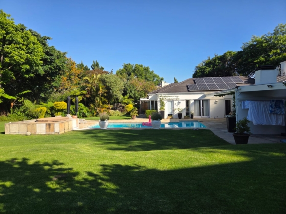 Zandile, Constantia