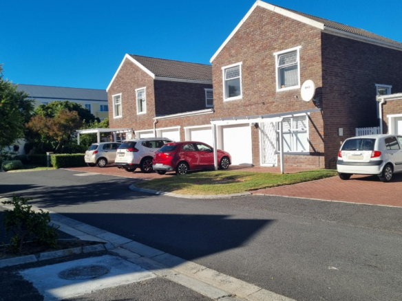 Chalets, Noordhoek