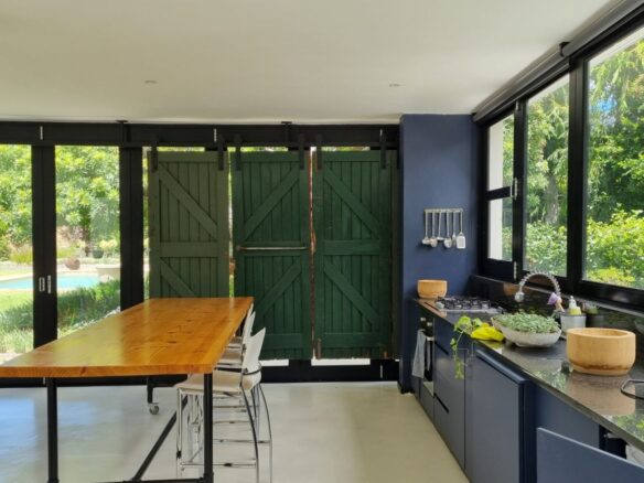 Dyamond, Constantia