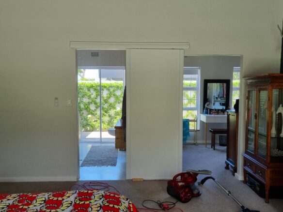 Dyamond, Constantia