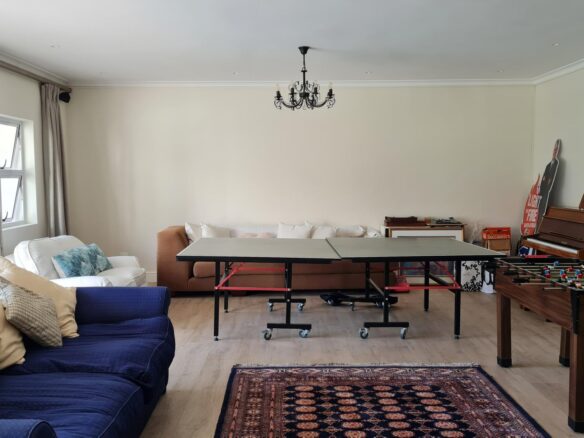 Howzat, Constantia
