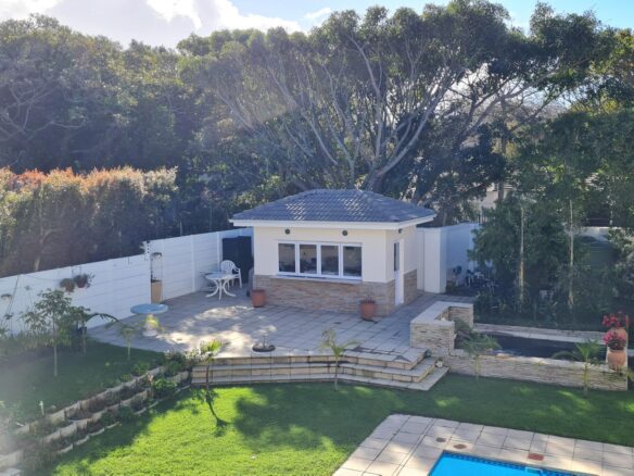 Howzat, Constantia