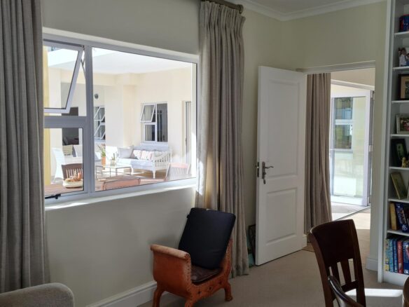 Howzat, Constantia