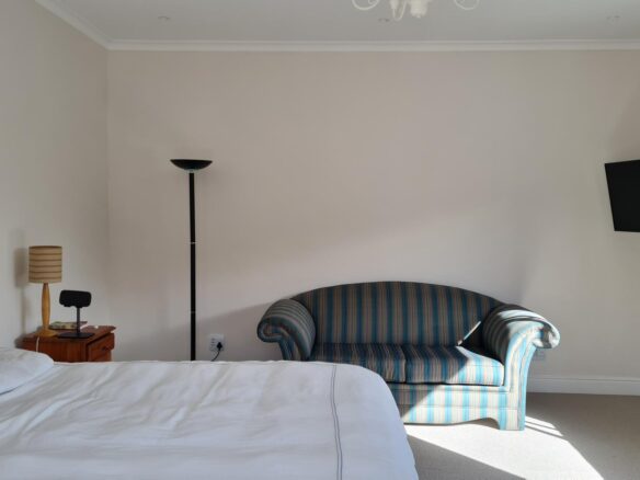 Howzat, Constantia