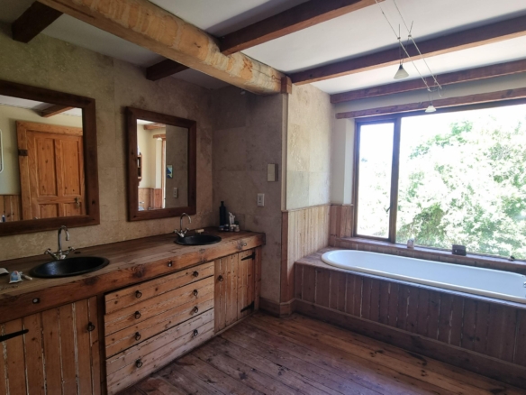 Kuhn, Hout Bay