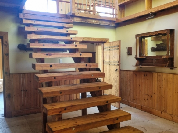 Kuhn, Hout Bay