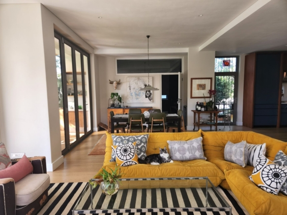 Victory, Rondebosch