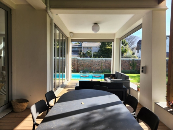 Victory, Rondebosch