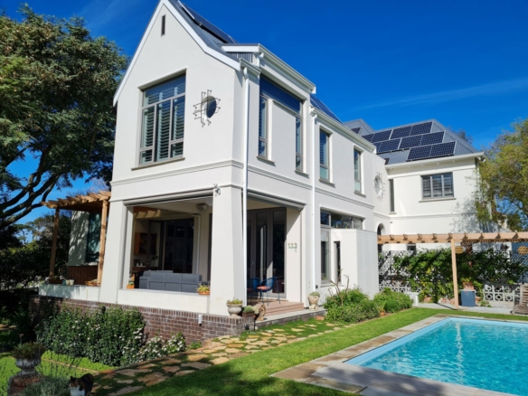 Victory, Rondebosch