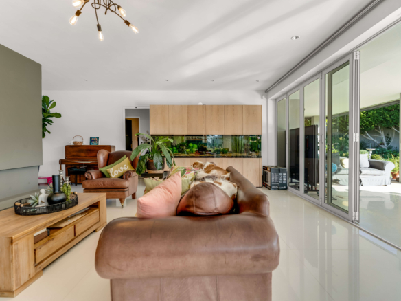 Gareth, Constantia