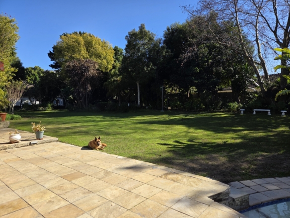 Dean, Constantia