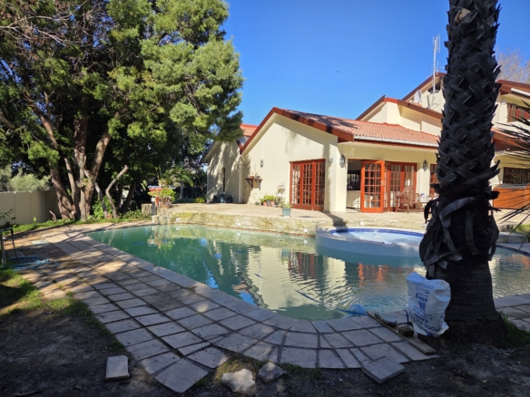 Dean, Constantia