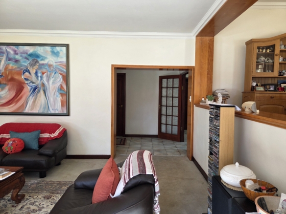 Dean, Constantia