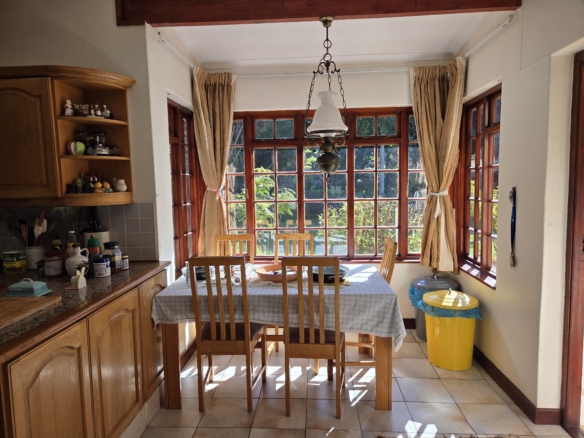 Dean, Constantia