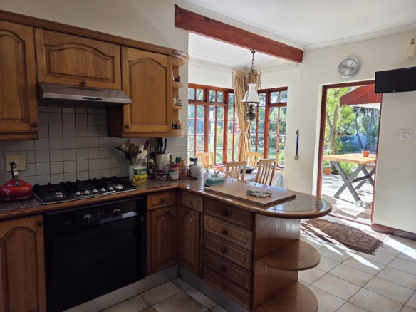 Dean, Constantia