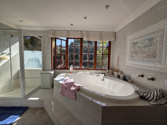 Dean, Constantia