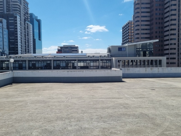 80, Cape Town