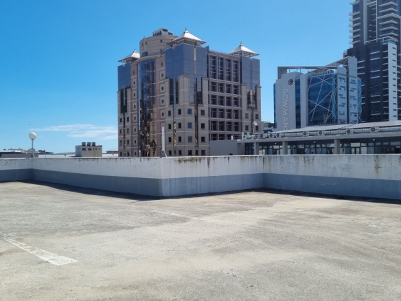 80, Cape Town