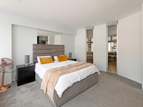 Poppy’s Penthouse, CBD
