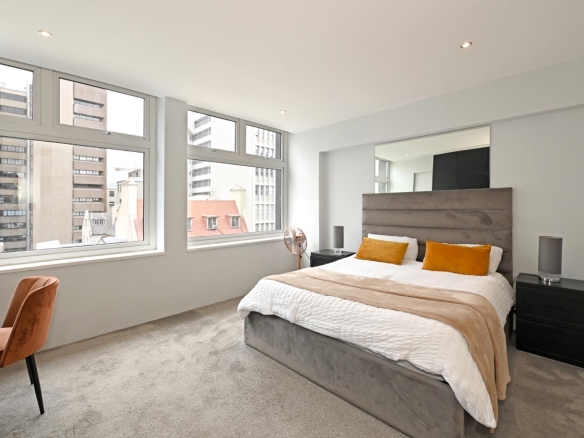 Poppy’s Penthouse, CBD