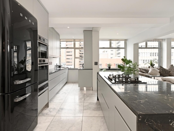 Poppy’s Penthouse, CBD