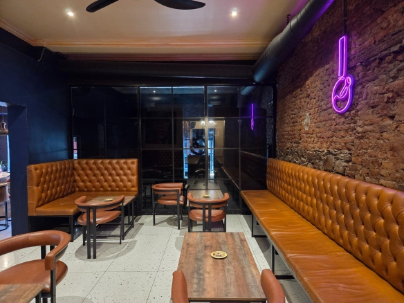 Bud Lounge, CBD