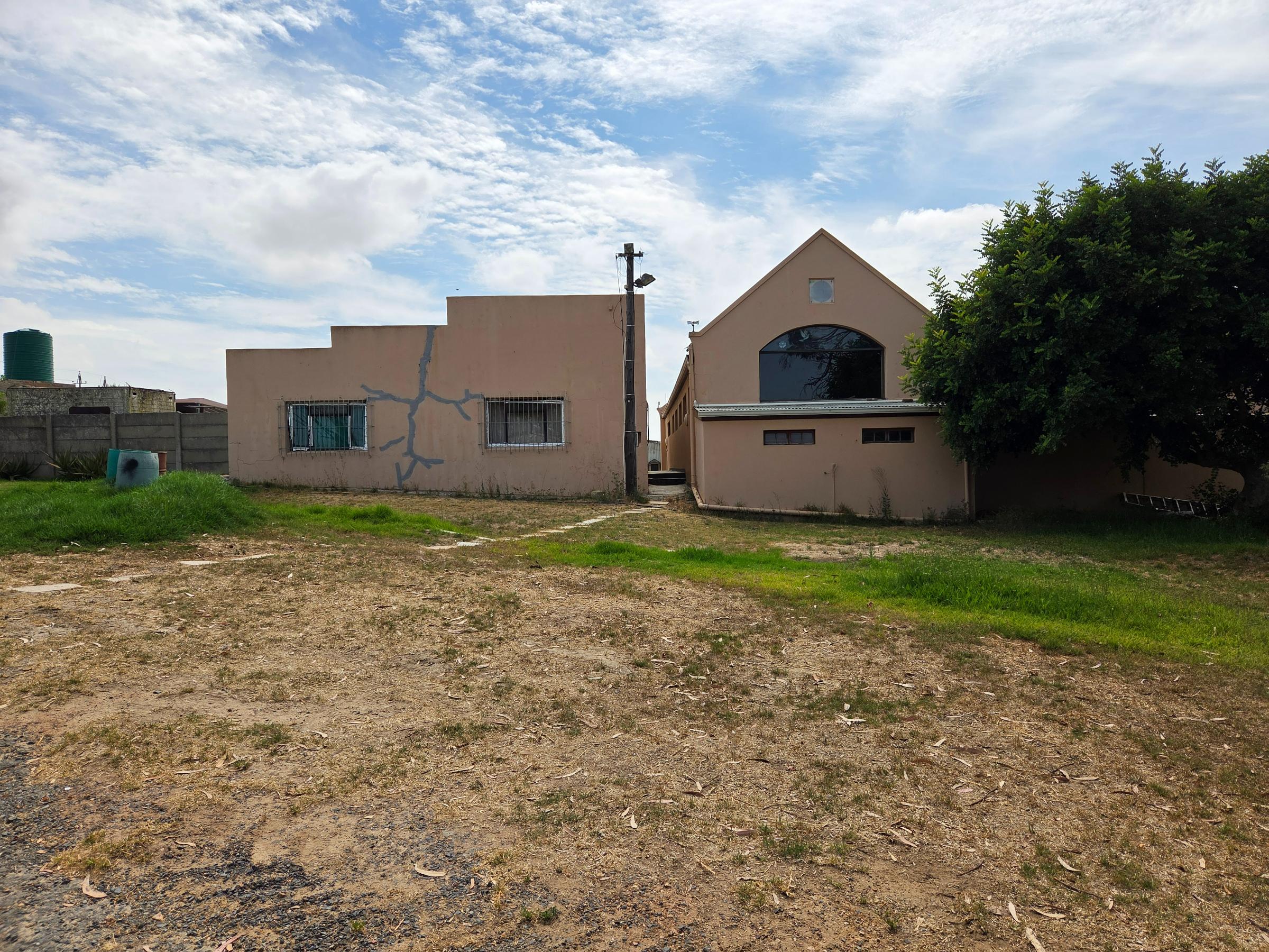 Olifants Oog, Cape Farms