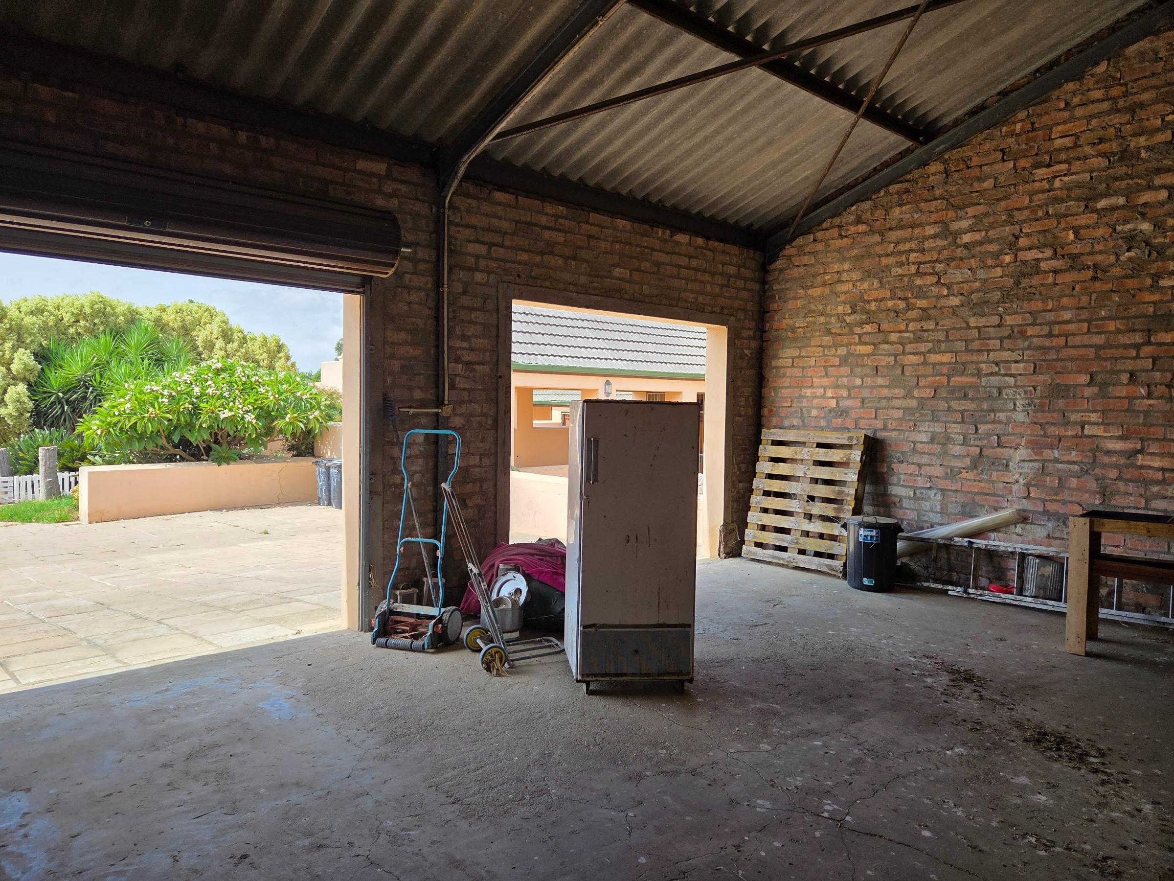 Olifants Oog, Cape Farms