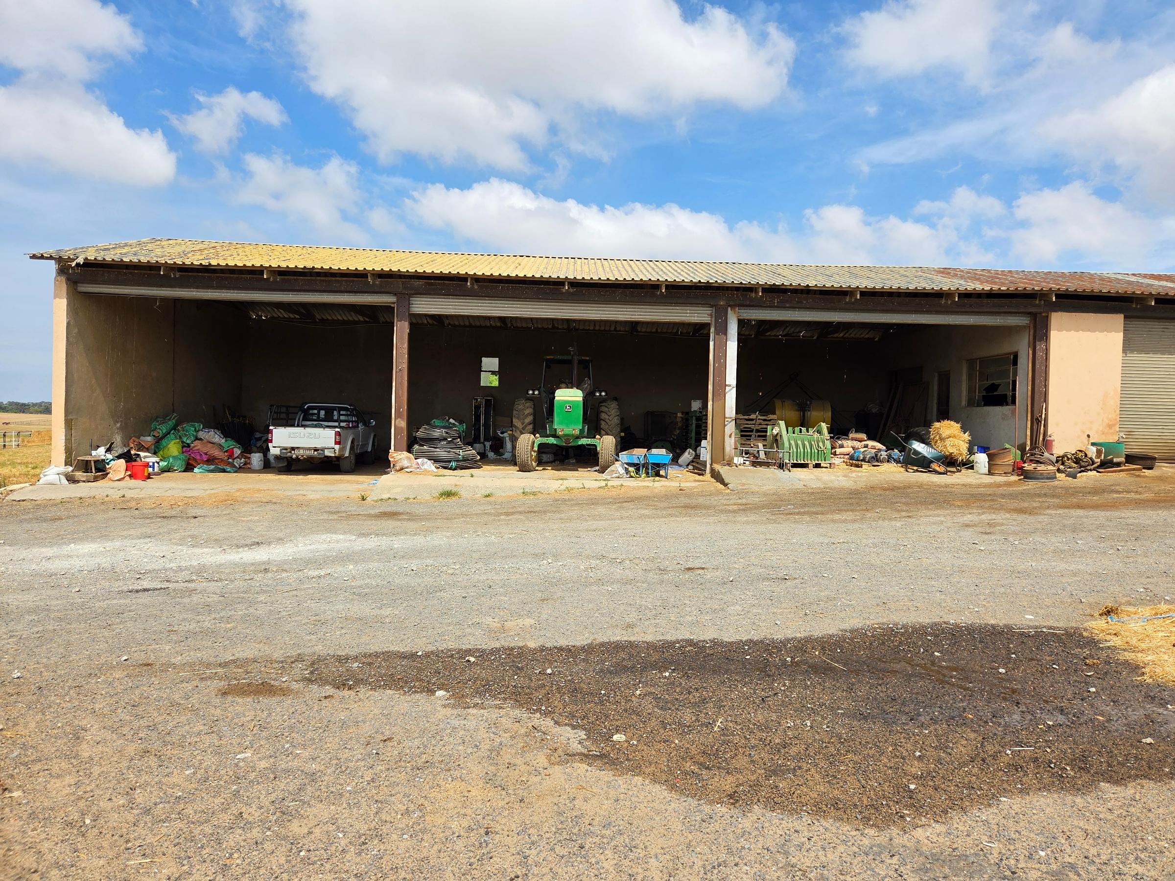 Olifants Oog, Cape Farms