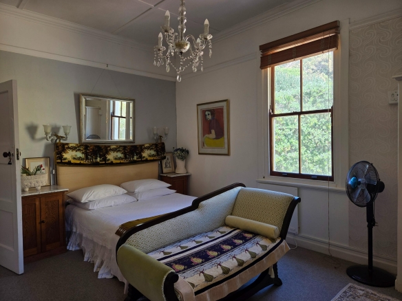 Bella Ev, Muizenberg