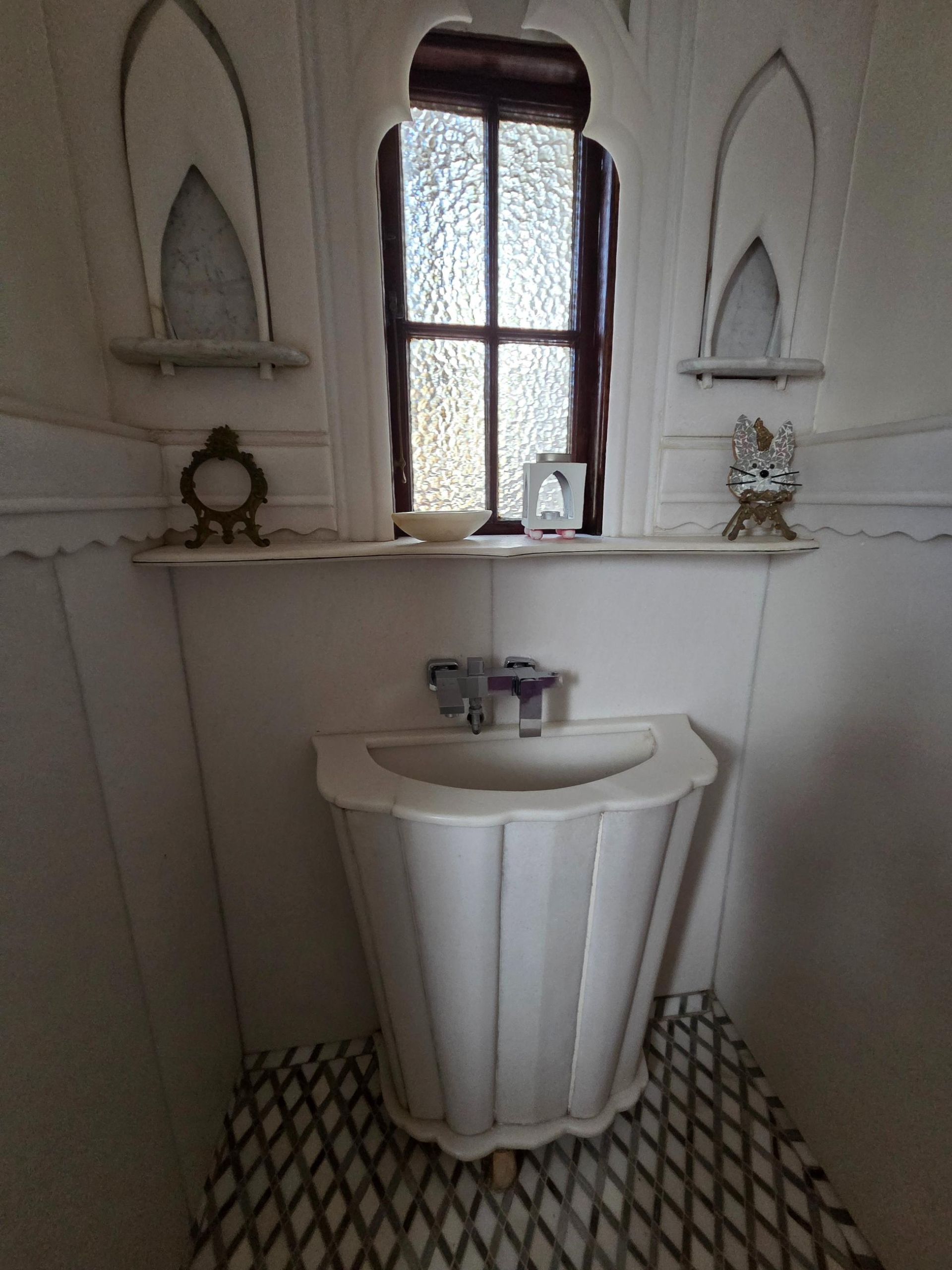 Bella Ev, Muizenberg