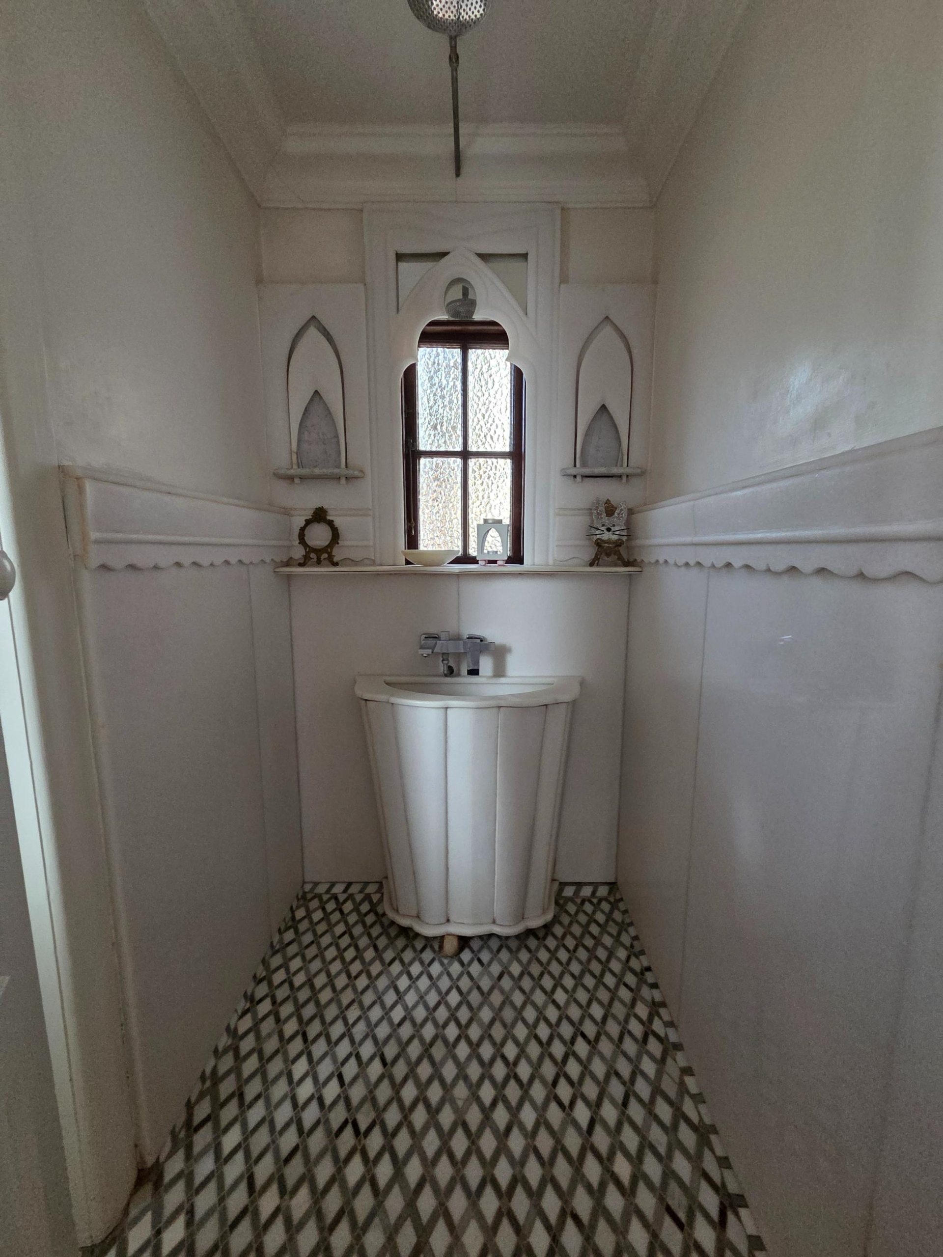 Bella Ev, Muizenberg