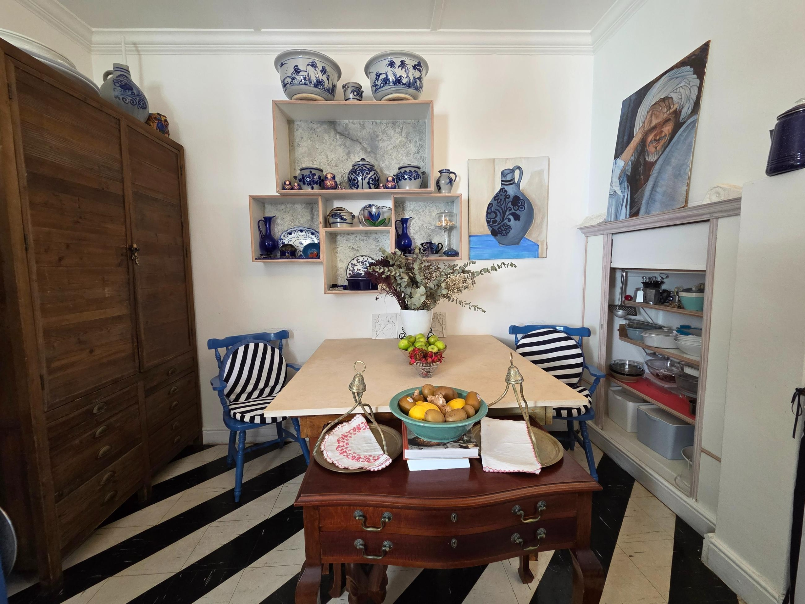 Bella Ev, Muizenberg