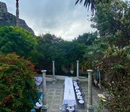 Bella Ev, Muizenberg