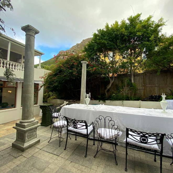 Bella Ev, Muizenberg