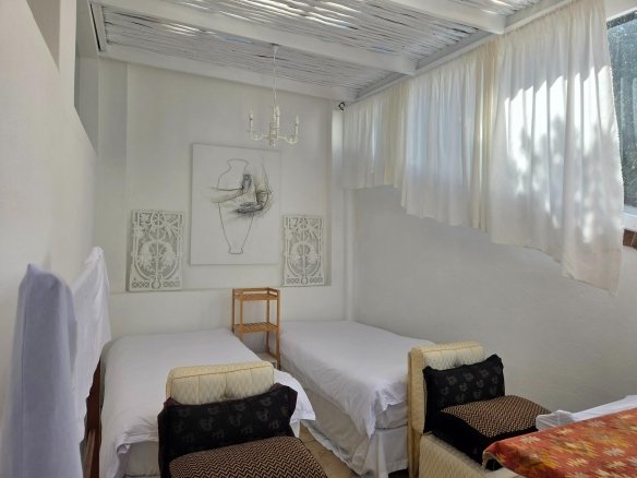 Bella Ev, Muizenberg