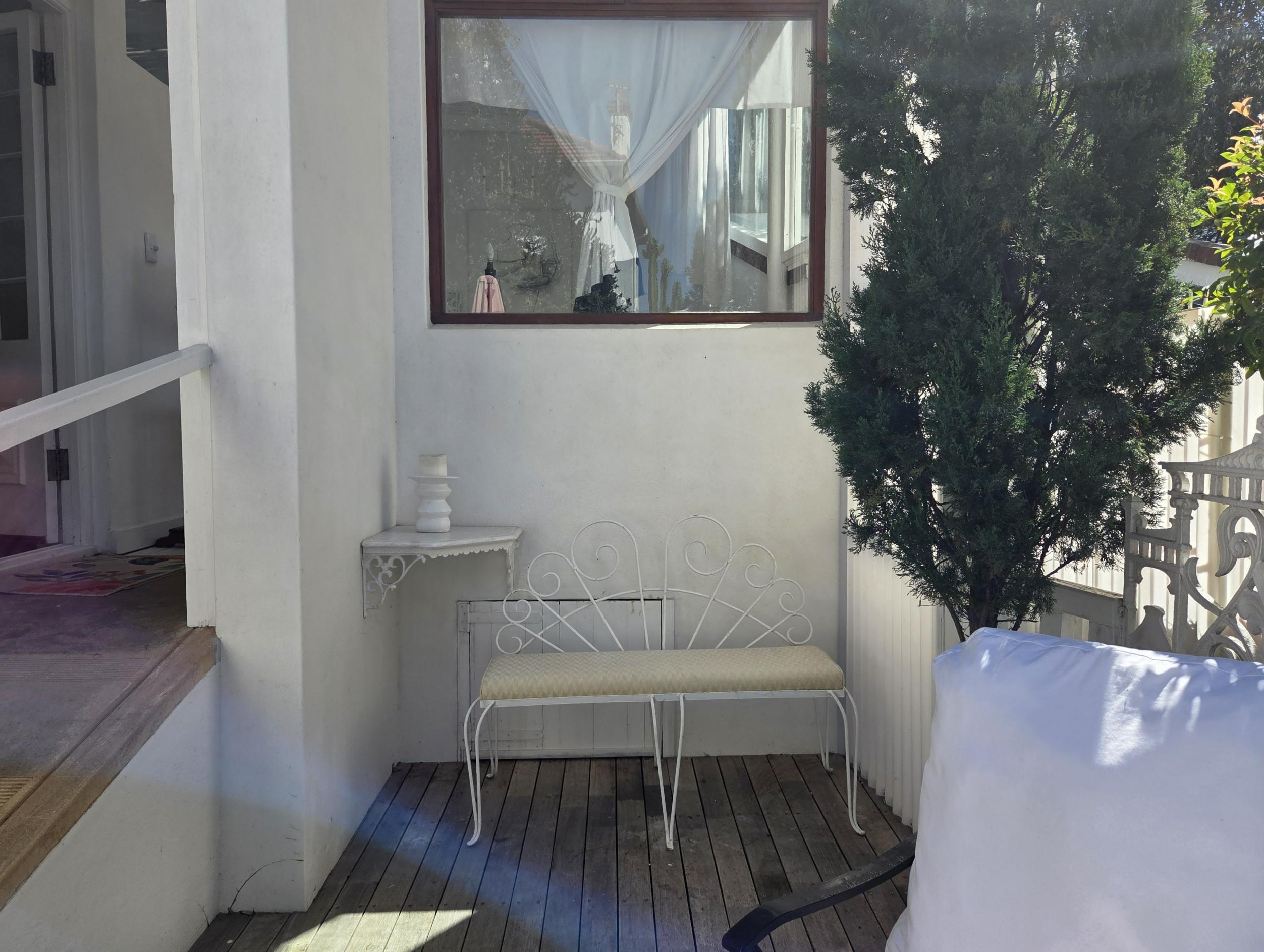Bella Ev, Muizenberg
